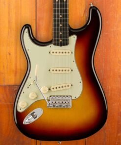 FENDER AMERICAN VINTAGE II 1961 STRATOCASTER LEFT-HAND RW 3TS