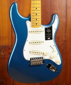 FENDER AMERICAN VINTAGE II 1973 STRATOCASTER MN LAKE PLACID BLUE