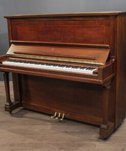 Steinway Traditional K-52 Upright Piano 52 Caoba