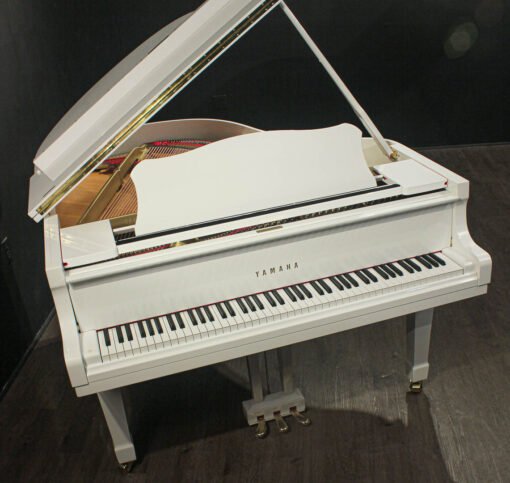 Yamaha G2 5'7'' Grand Piano