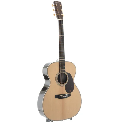 Martin 000-28E Modern Deluxe: L'Eccellenza dell'Artigianato Musicale
